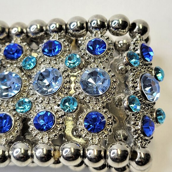Blue Sparkling Crystal Stretch Rhinestone Bracelet - Picture 3 of 11